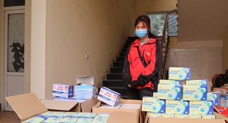 Bắt 2 vụ vận chuyển trên 28.000 khẩu trang y tế không rõ nguồn gốc