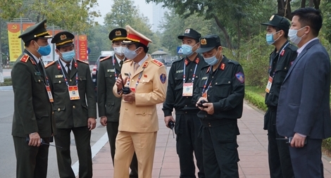 Những chiến sĩ vì an ninh, an toàn tuyệt đối Đại hội Đảng