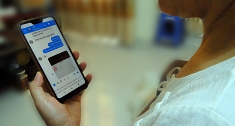 Hack Facebook rồi "nhờ" chuyển khoản mua vàng