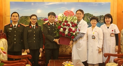 Báo CAND chúc mừng Ngày Thầy thuốc Việt Nam