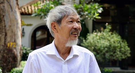 Văn Chinh, nhà văn “không giống ai”