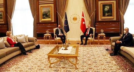 Vụ “Bê bối sofa” của Ankara