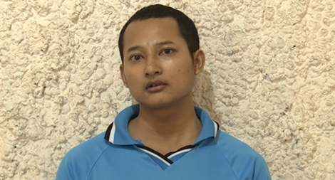 Tạm giam kẻ dùng búa đánh người