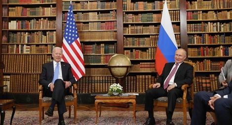 Nga, Mỹ bắt tay nhau "ổn định chiến lược"