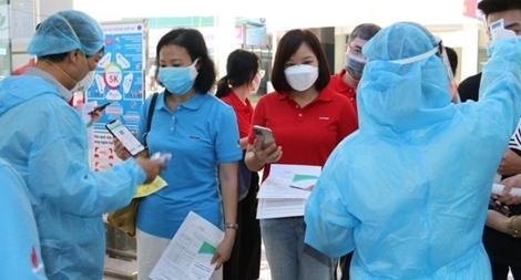 Petrovietnam chuyển 400 tỷ đồng đến Quỹ vaccine phòng, chống COVID-19