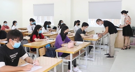 Chỉ được sử dụng giấy chứng nhận kết quả thi tốt nghiệp THPT để xác nhận nhập học