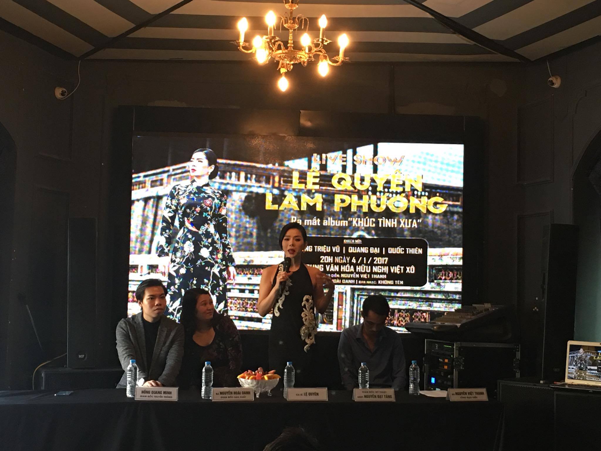 Live show Lệ Quyên- Những tình khúc Lam Phương: Sân khấu sử dụng nghệ thuật sắp đặt