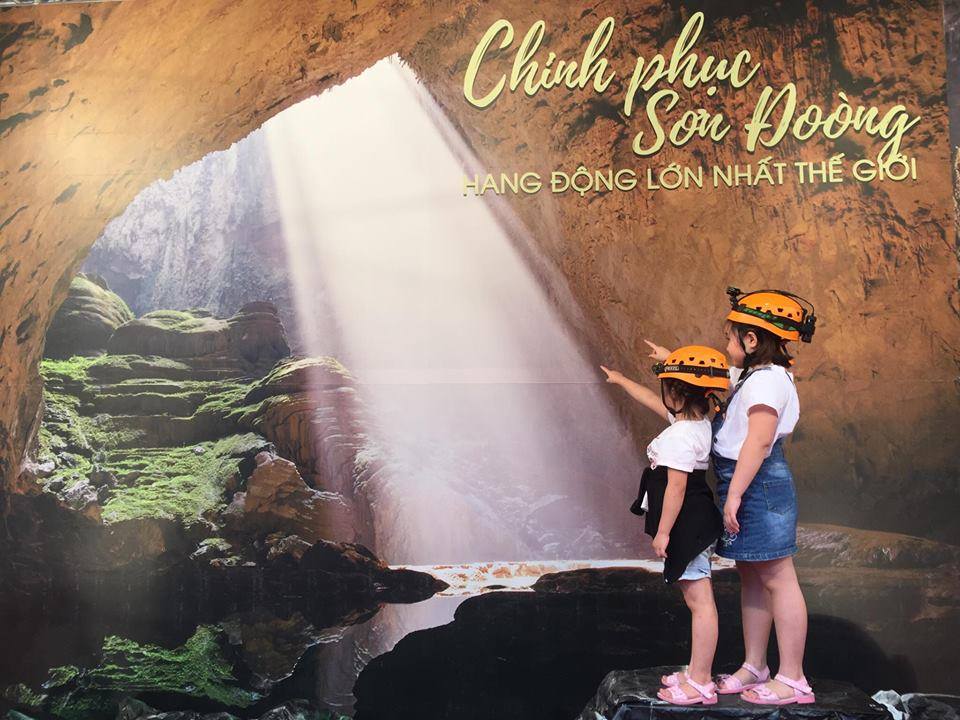 Người dân hào hứng tham gia Check-in Sơn Đoòng giữa Hà Nội 