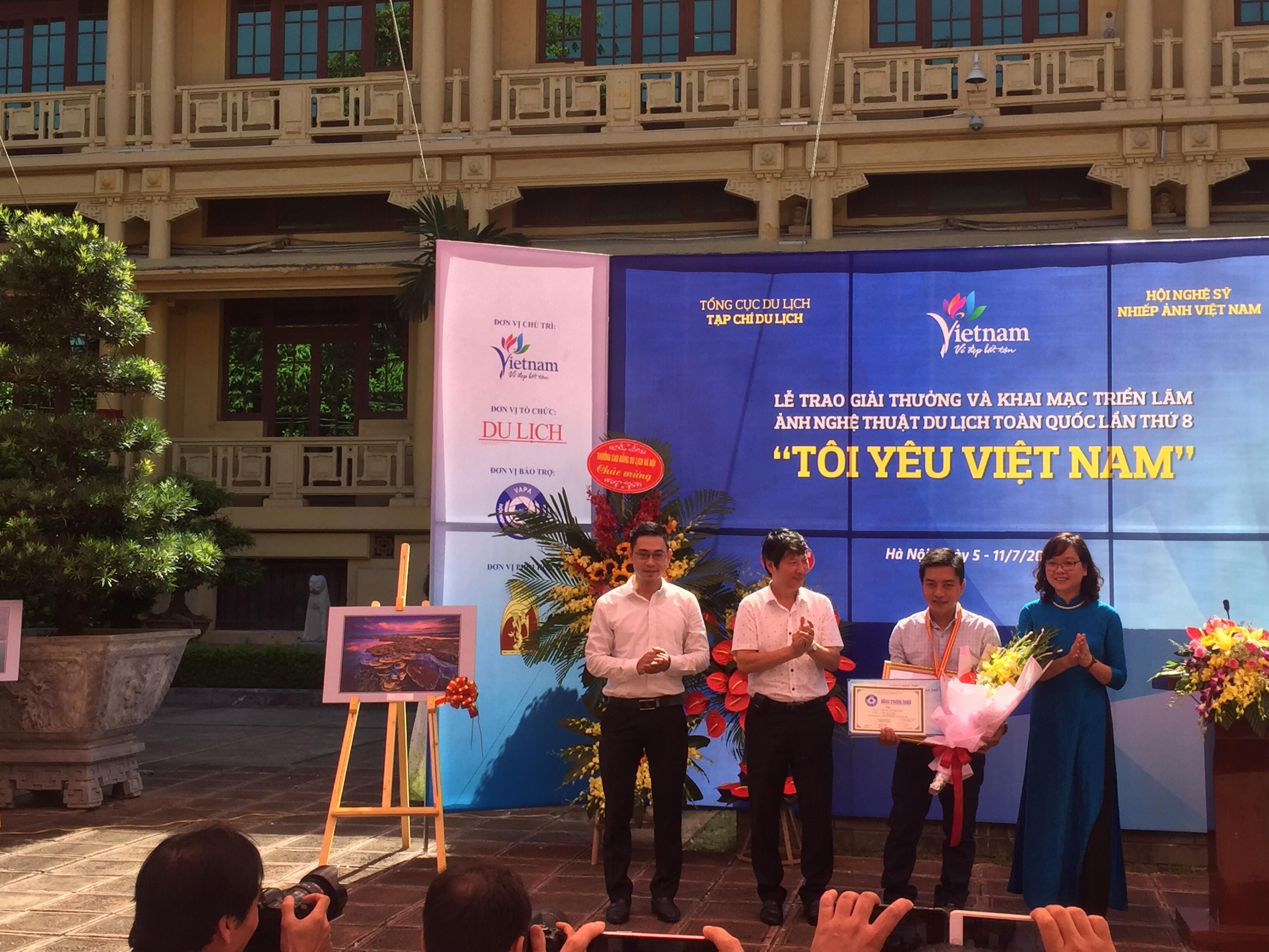 Trao giải Cuộc thi ảnh nghệ thuật du lịch lần thứ 8 “Tôi yêu Việt Nam”