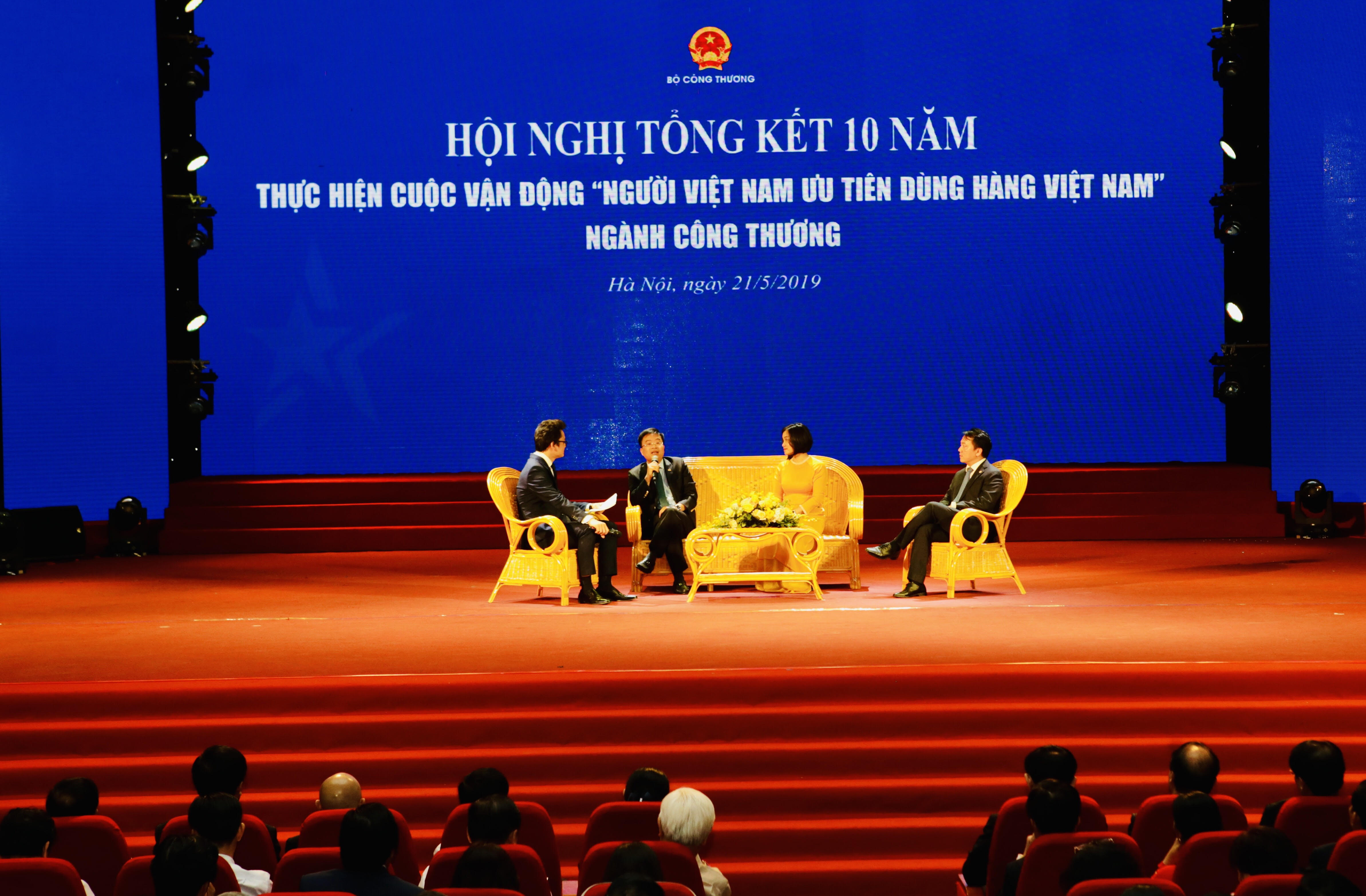 Chung tay nâng cao giá trị thương hiệu hàng Việt Nam