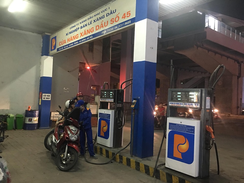 Giá xăng dầu đồng loạt giảm giá từ 15h ngày 1-8