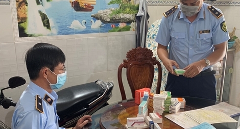 Quản lý thị trường vào cuộc vụ giá thuốc “hỗ trợ COVID-19” tăng đột biến