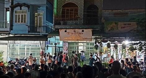 Nam thanh niên tử vong trong tư thế treo cổ tại tiệm Spa