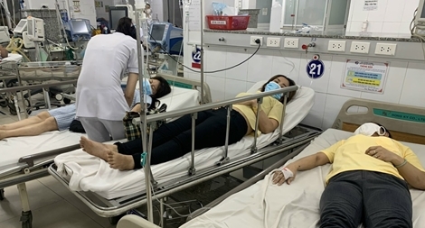 Khoảng 100 công nhân bị ngộ độc khí  Amoniac