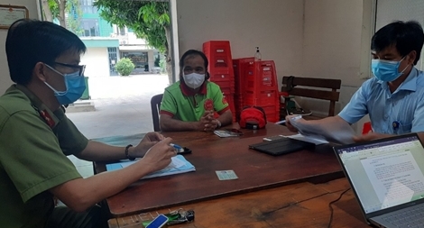 Thông tin “5 máy bay trực thăng phun chất khử trùng” là bịa đặt