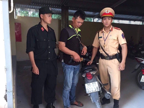 “Sản xuất” súng bắt chó, bán cho các lò mổ