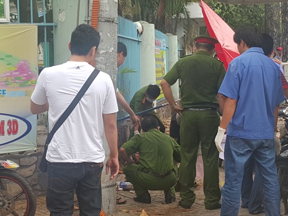 Đang bán vé số, người phụ nữ tử vong sau cơn ho