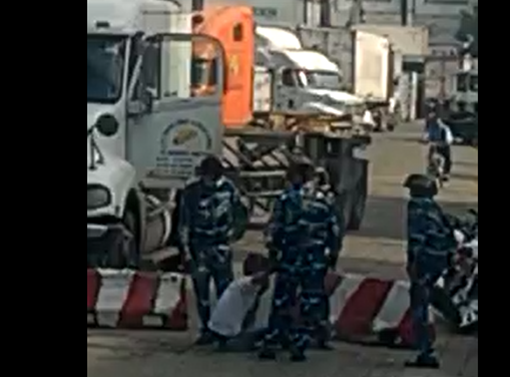 Đình chỉ tổ công tác đánh phụ xe đầu kéo trong Cảng Cát Lái