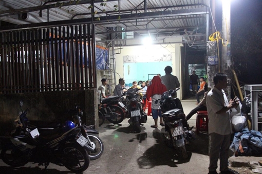 Hàn bồn nước, 2 người bị điện giật tử vong