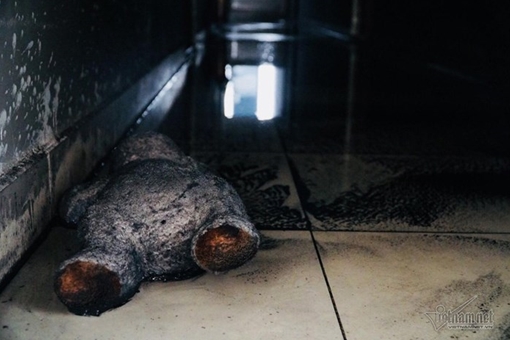 Đêm rợn gáy tại hiện trường chung cư bị cháy