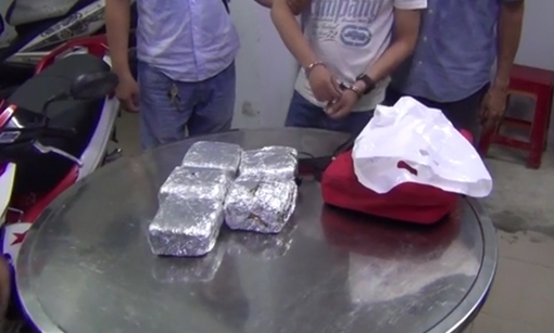 Các đường dây ma túy bị "triệt", mua ma túy từ Campuchia về "chế" để bán