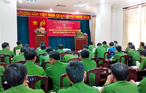 Tập huấn tuyên truyền PCCC cho cán bộ tuyên truyền 19 tỉnh thành phía Nam