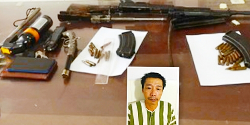 Bị bắt khi bán khẩu súng K56 ở khách sạn