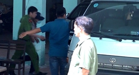 Khám xét nơi làm việc của Phó Chánh TAND quận 4 TP Hồ Chí Minh