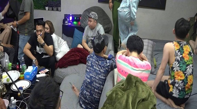 "Kiếm" 6-10 triệu đồng/đêm bằng cách cho thuê phòng tổ chức tiệc ma túy