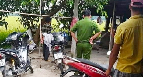 Người đàn ông tử vong trong chuồng bò