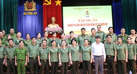 Công đoàn CAND khai mạc lớp tập huấn nghiệp vụ thứ 2 tại Khu vực phía Nam 