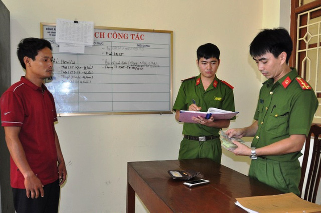 Gã đàn ông xấu trai lừa yêu để chụp ảnh nhạy cảm, tống tiền nhiều phụ nữ