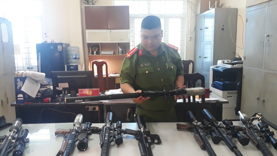 Phát hiện 3 shop online bán các linh kiện súng săn