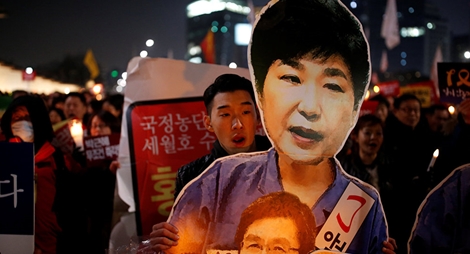 Bà Park bị cáo buộc cư trú bất hợp pháp tại Nhà Xanh