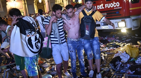  Xem Champion League, dẫm đạp lên nhau, 1.500 người bị thương