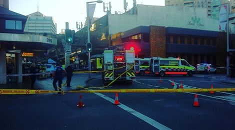 "Xe điên" lao thẳng vào người đi đường tại Australia