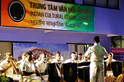 Đặc sắc đêm biểu diễn tại Hà Nội của ban nhạc hải quân Ấn Độ