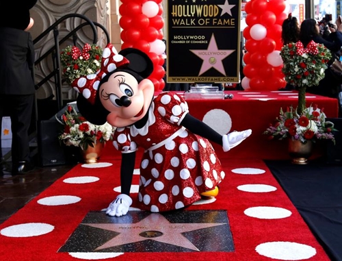 Bạn gái chuột Mickey có tên trên Đại lộ Danh vọng