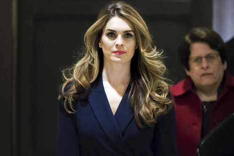 Nữ Giám đốc truyền thông xinh đẹp của Nhà Trắng từ chức