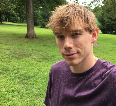 Nghi phạm "khỏa thân xả súng" từng xông vào Nhà Trắng đòi gặp Tổng thống