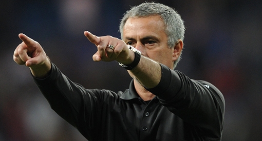 HLV lừng danh Jose Mourinho nói tiếng Nga như gió trong video giới thiệu World Cup