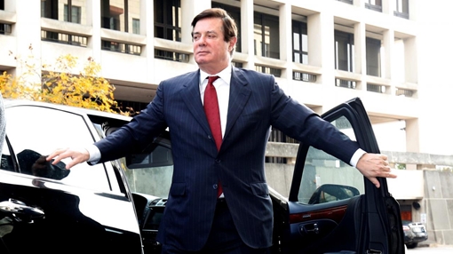 Cựu trợ lý ông Trump bị bắt giam