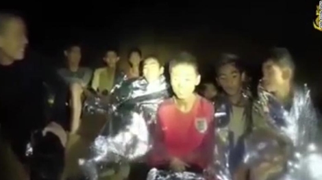 Phương án mới để đưa đội bóng Thái Lan bị mắc kẹt ra ngoài