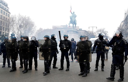 Biểu tình ở Pháp kéo dài sang tuần thứ năm