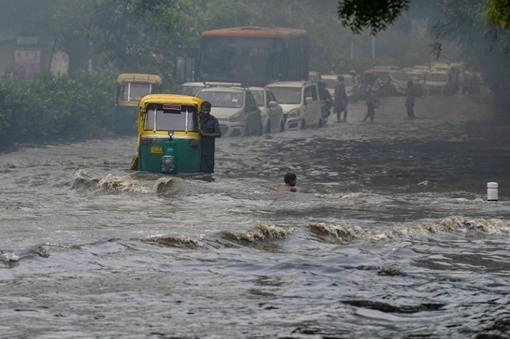 13 người Việt mắc kẹt ở Nepal do mưa lớn