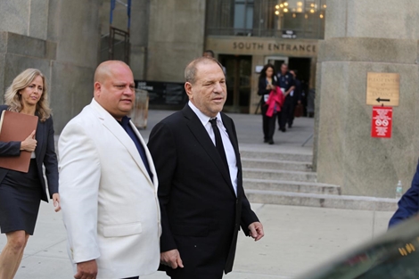 Cựu trùm phim Hollywood không nhận tội quấy rối tình dục 