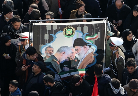 Lãnh tụ Iran: Không chấp nhận sự hiện diện của Mỹ