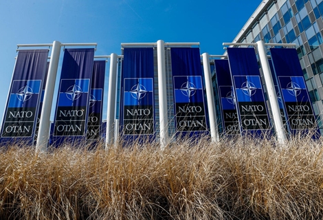 Dân Mỹ và Pháp ngày càng không thích NATO 