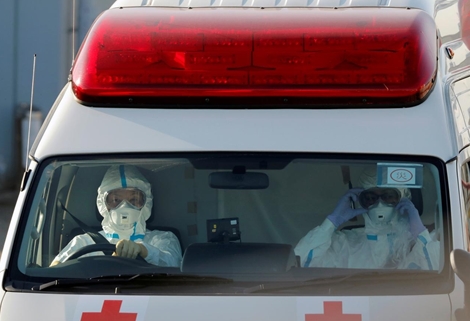 "Chạy đua" nâng cao năng lực xét nghiệm virus Corona