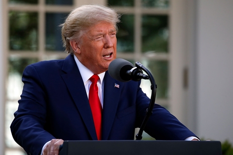 Nga, Trung gửi kiện hàng vật tư y tế "siêu khổng lồ" đến Mỹ